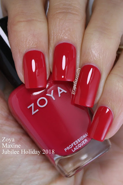 Zoya Maxine