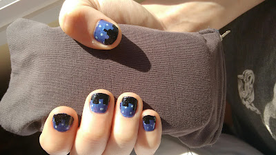 donuth, channel, maquillaje, dark, city, night, manicure, nailart, 