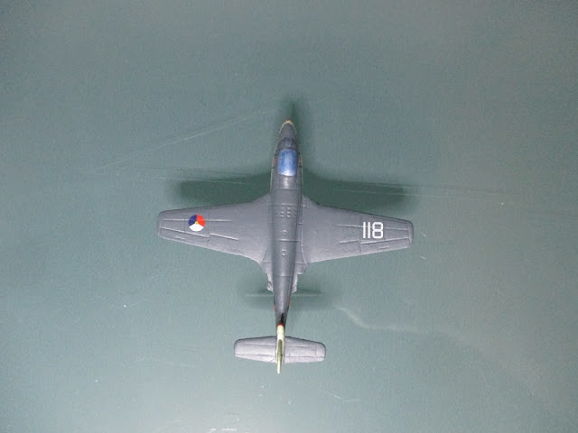 1/144 Hawker Sea Hawk diecast metal aircraft miniature