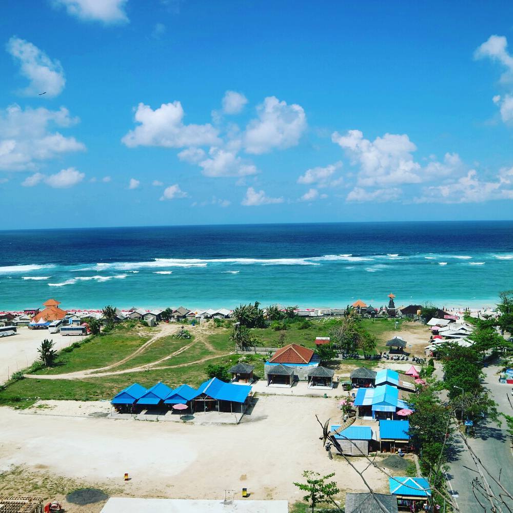  Pantai Pandawa Bali Hasrat yang Tak Terpuaskan