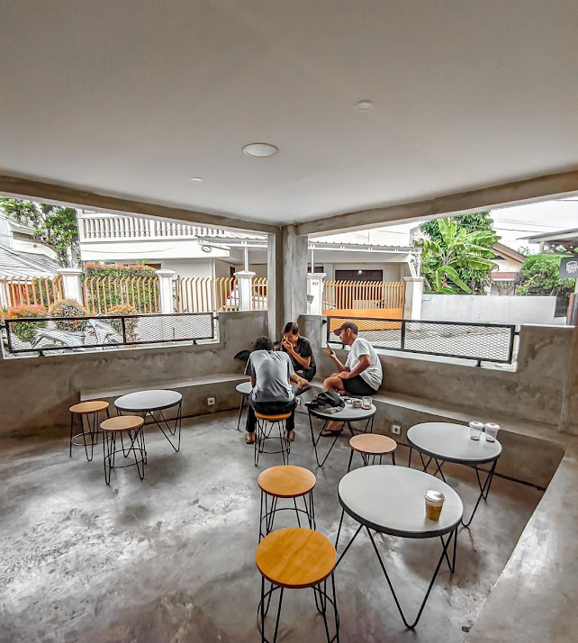 Menjura Coffee House Bekasi