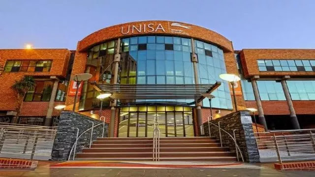 Does NSFAS fund Unisa distance learning 2022