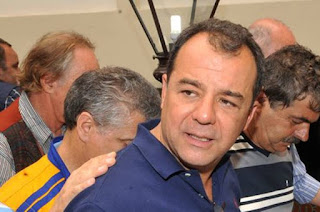 http://www.vnoticia.com.br/noticia/3525-cabral-assume-recebimento-de-propinas-em-depoimento-na-justica-federal