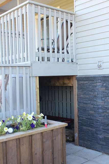 Building a gate for under deck access