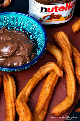 http://anamarisworld.blogspot.com/2016/02/hiszpanskie-churros-chocolate-con.html