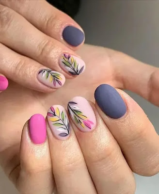 Gorgeous May Nails For A Spring Manicure