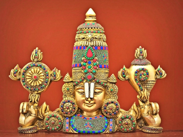 Tirupati Balaji is a revered Hindu deity, images as desktop or mobile wallpapers, idol of Lord Venkateswara