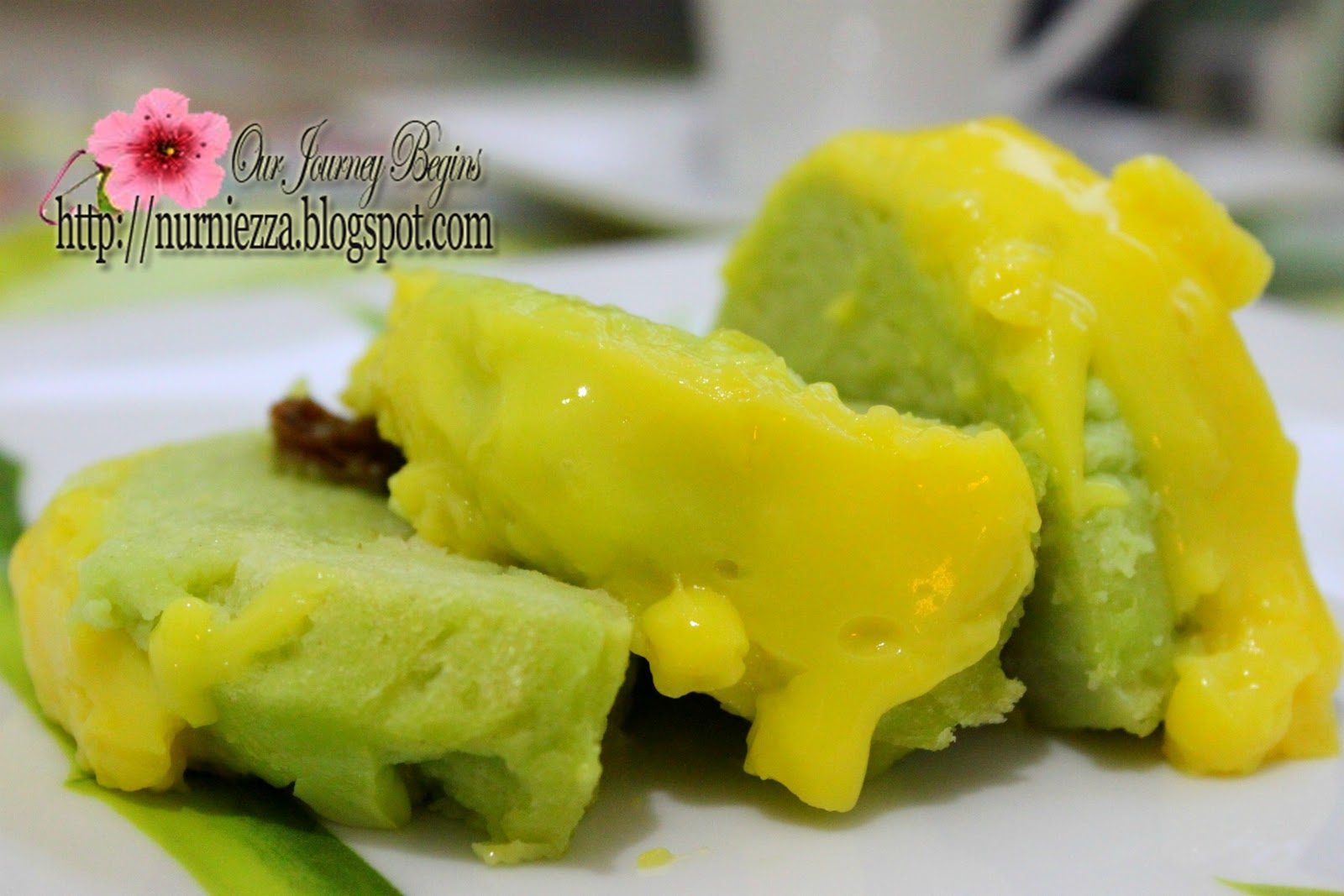 Our Journey Begins: Bingka Roti Kukus Pandan