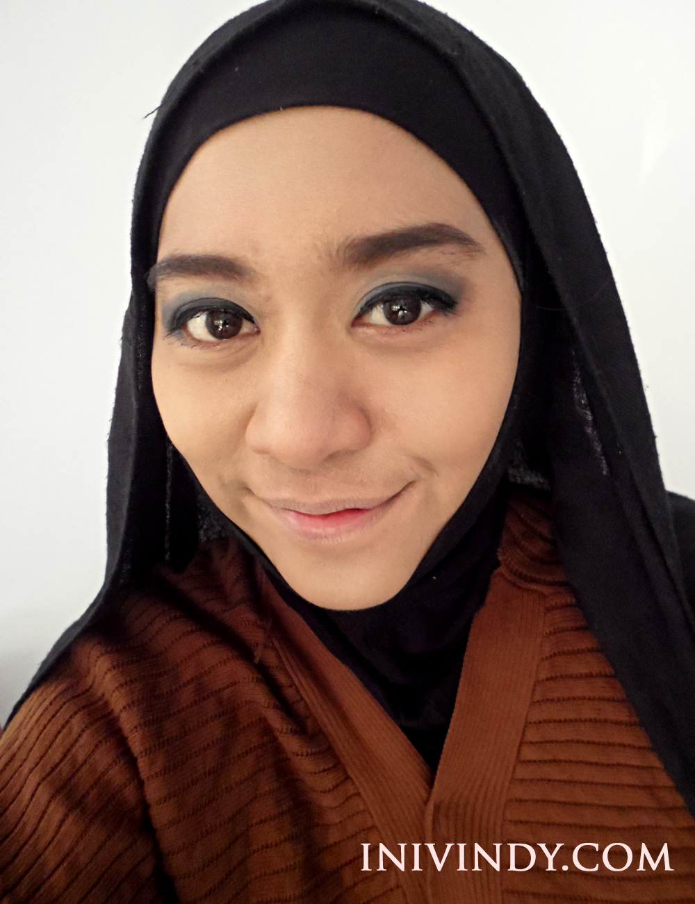 83 Terpopuler Warna  Jilbab  Yang Cocok Untuk Sawo Matang 