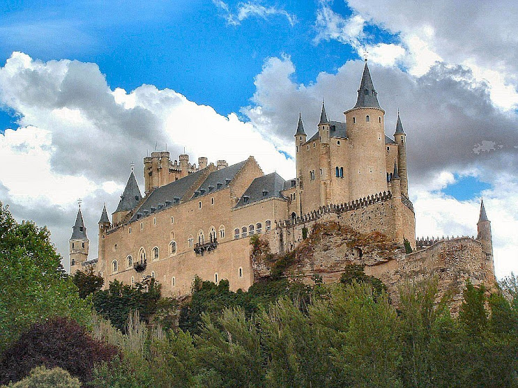 Alcácer de Segovia, Espanha, castelos medievais