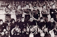 Selección de ESPAÑA. Temporada 1977-78. Migueli, Benítez, Leal, Pirri, Camacho y Arconada; Juanito, Rubén Cano, Churruca, Asensi, Dani y Ángel Mur hijo (masajista). SELECCIÓN DE ESPAÑA 2 (Leal y Rubén Cano), SELECCIÓN DE RUMANÍA 0. Miércoles 26/10/1977, 21:00 horas. XI Copa del Mundo Argentina 1978, fase de clasificación, grupo VIII. Madrid, estadio Vicente Calderón.