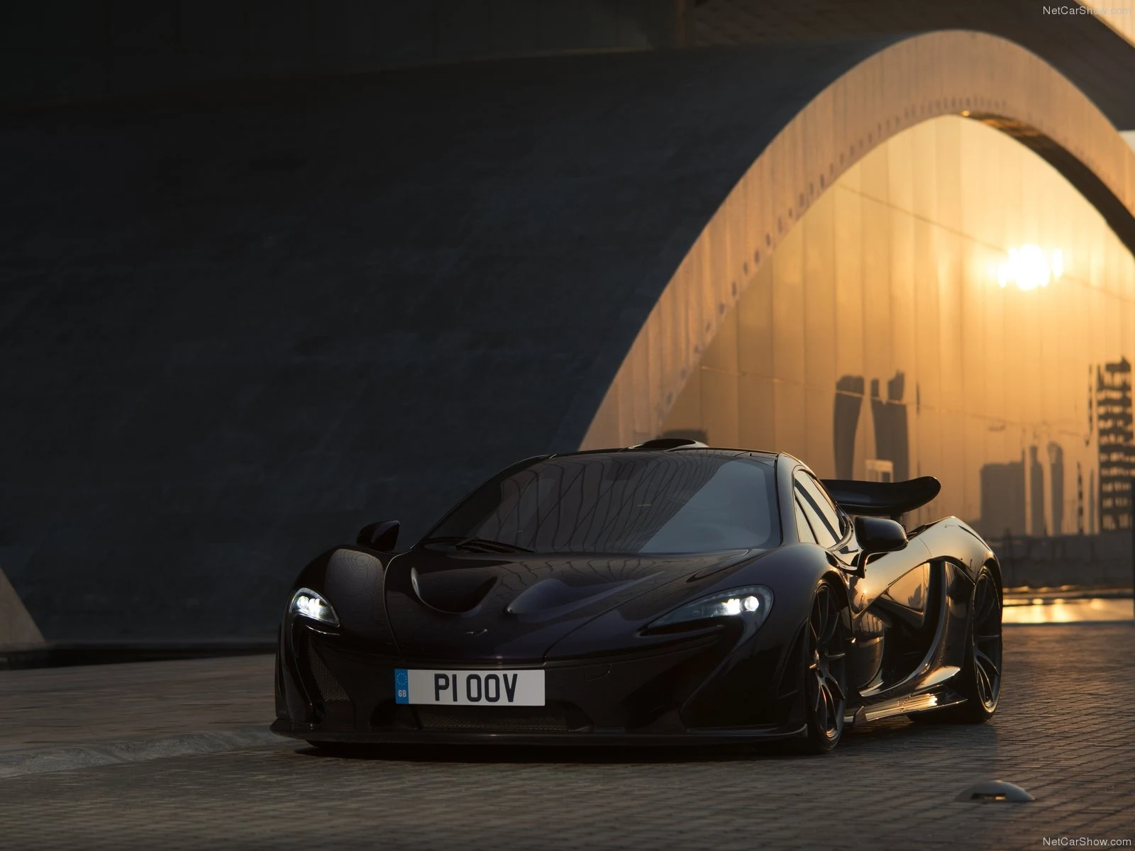 Hình ảnh siêu xe McLaren P1 2014 & nội ngoại thất