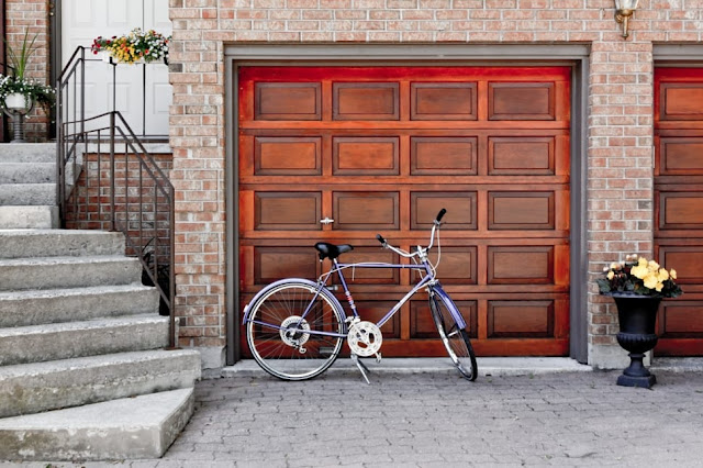 free stock image garage door