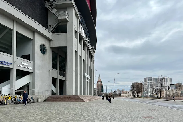 Ленинградский проспект, Московская аллея, стадион «ВТБ Арена – Центральный стадион "Динамо" имени Льва Яшина »