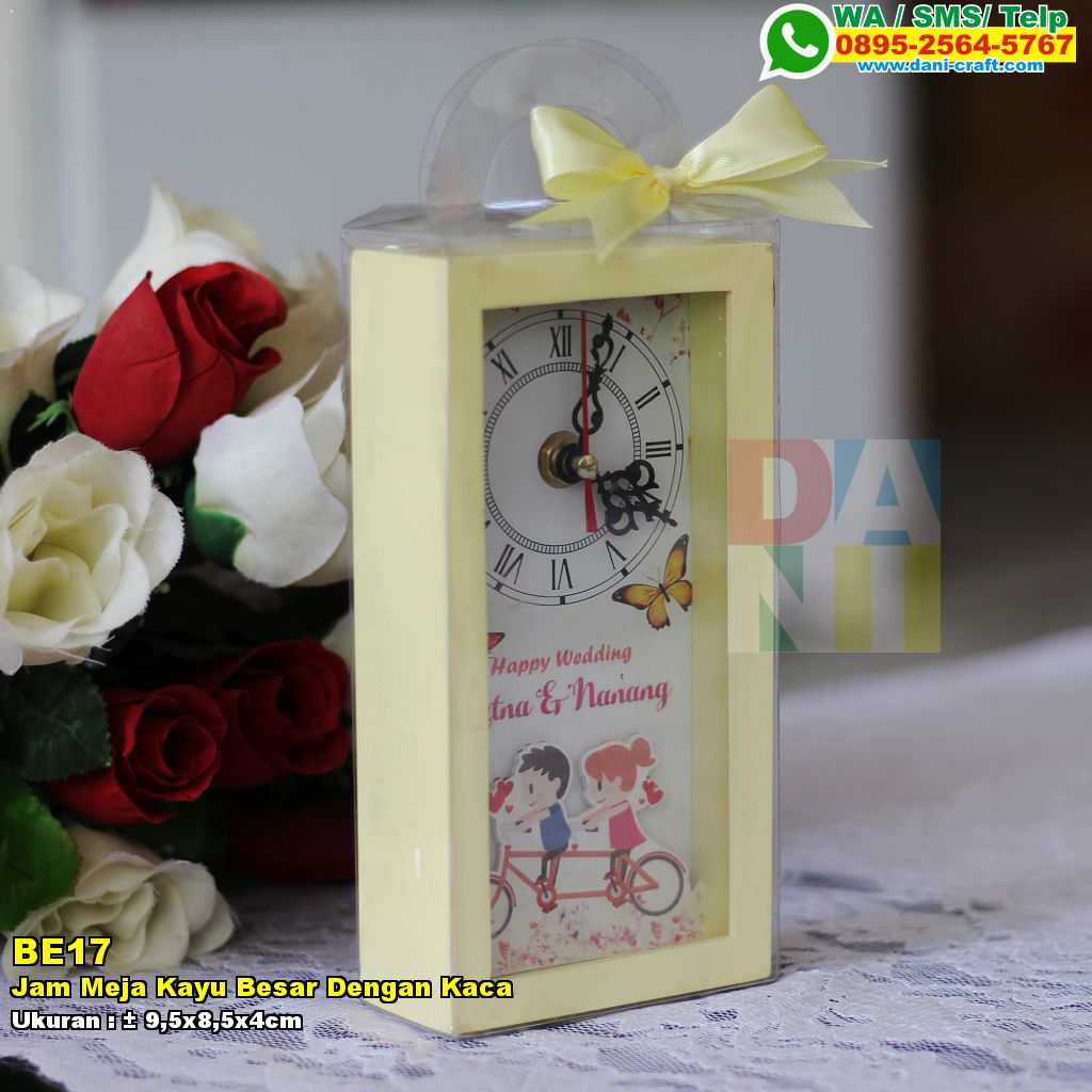 Jam Meja Kayu Besar  Dengan Kaca Souvenir Pernikahan