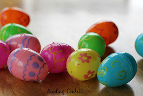 Fill numbered plastic Easter eggs with small treasures to make a fun and easy countdown.
