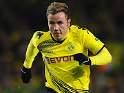 . tidak akan menjual penain sensasi mereka, Mario Gotze dengan murah. (mario gotze)