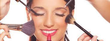The Art of Club Makeup: Unleash Your Inner Glamour