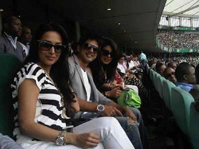 Priyanka Chopra,Shahrukh Khan and Shahid Kapoor Rehearsing at the Durban Moses Mabhida stadium