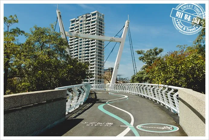 愛河之星陸橋