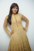 Anjali latest glamorous photos-thumbnail-7