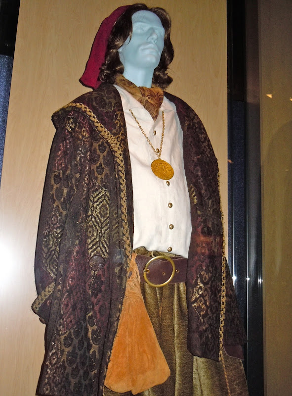 Nathaniel costume Enchanted