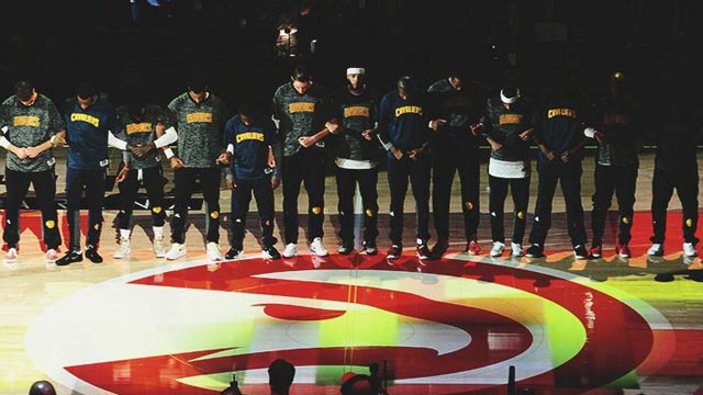 Atlanta Hawks Ingin Semua Orang Mengaitkan Tangan Saat Lagu Kebangsaan Diperdengarkan