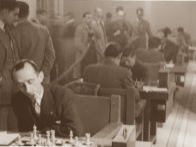 Otro aspecto de la sala de juego del XIX Campeonato Individual de Cataluña 1950/51