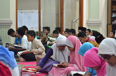 Makalah Konsep Pendidikan Karakter dalam Islam