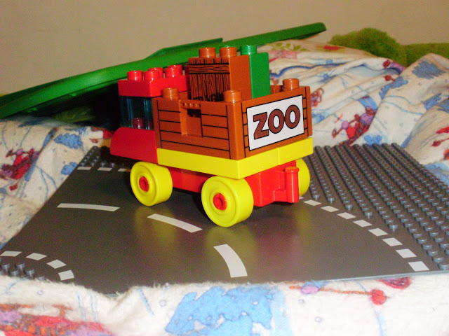 moc lego duplo camioneta zoo