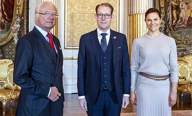 Crown Princess Victoria wore a new light blue, gray ribbed o-neck top and a knit midi skirt by Soft Goat. Princess Estelle