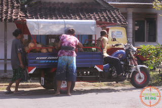 Terobosan Baru Pedagang Sayur Keliling