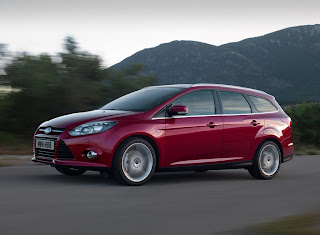 2012-Ford-Focus-19