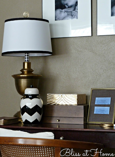 AMAZING!  No need to spend a fortune on expensive lighting!  Check out these creative thrifted lamp and light makeovers. 