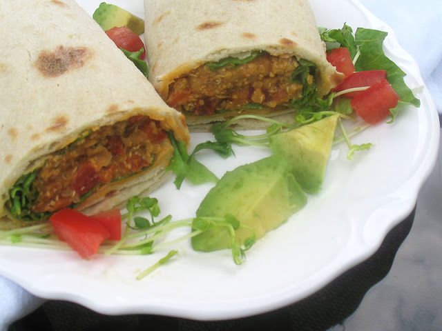 chickpea, quinoa wraps with avocado