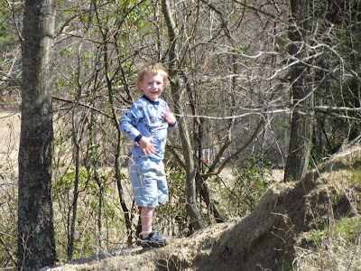 Hunter Climbing