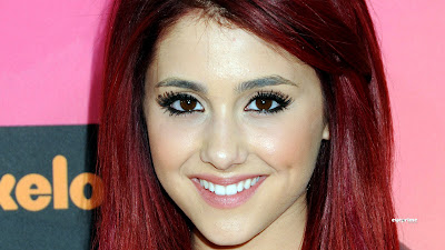 Ariana Grande is Young and Beautiful Singer and Actrees