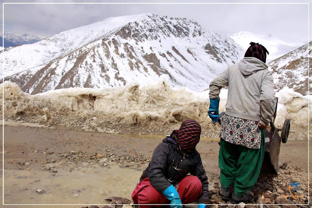 Khardung La, uma  das estradas mais altas do mundo!