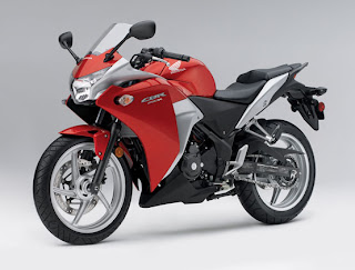 2011 Honda CBR250R Side View