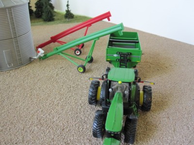 Auger Toy5