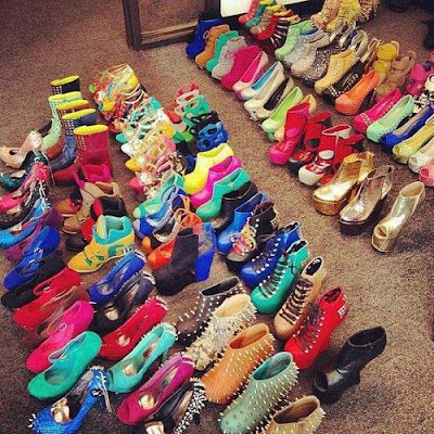 colección de zapatos de mujer
