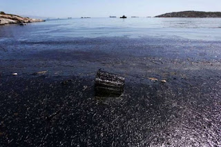 Σε αυτές τις παραλίες της Αττικής απαγορεύται το κολύμπι