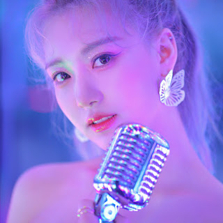  FLOWER Song Sung By Korean Artist Hong Ju Hyun  Hong Ju Hyun - FLOWER Lyrics