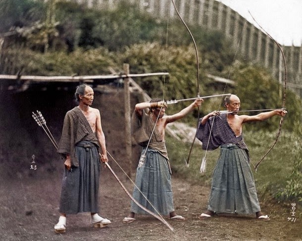 28 Realistically Colorized Historical Photos Make the Past Seem Incredibly Alive - Japanese Archers, circa 1860