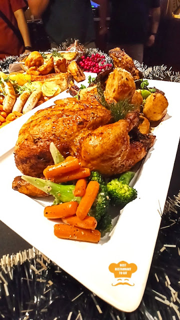 Rockafellers Kitchen + Bar Christmas Turkey Platter