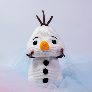 Olaf amigurumi crochet pattern