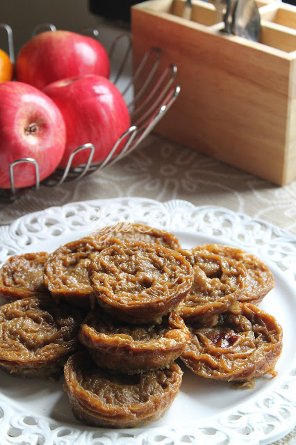 Azie Kitchen: Kuih Akok Berkedut Kedut Yang Sedap