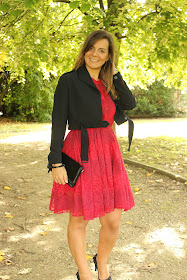 défi look tendance rouge, robe maje, les petites bulles de ma vie