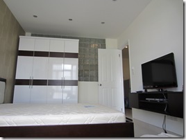 house.hunt 026
