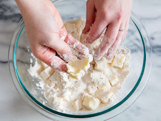 banh-trung-thu-dai-loan-mochi-khoai-mon-dau-do-cha-bong-trung-muoi-3